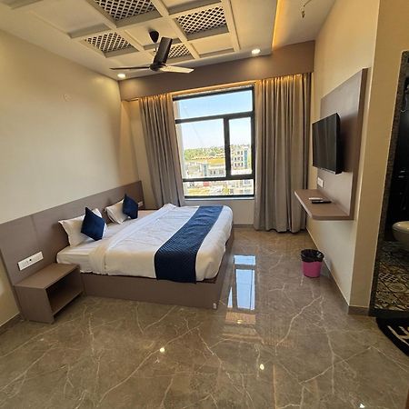 Hotel Sisodiya Palace Khātu 外观 照片