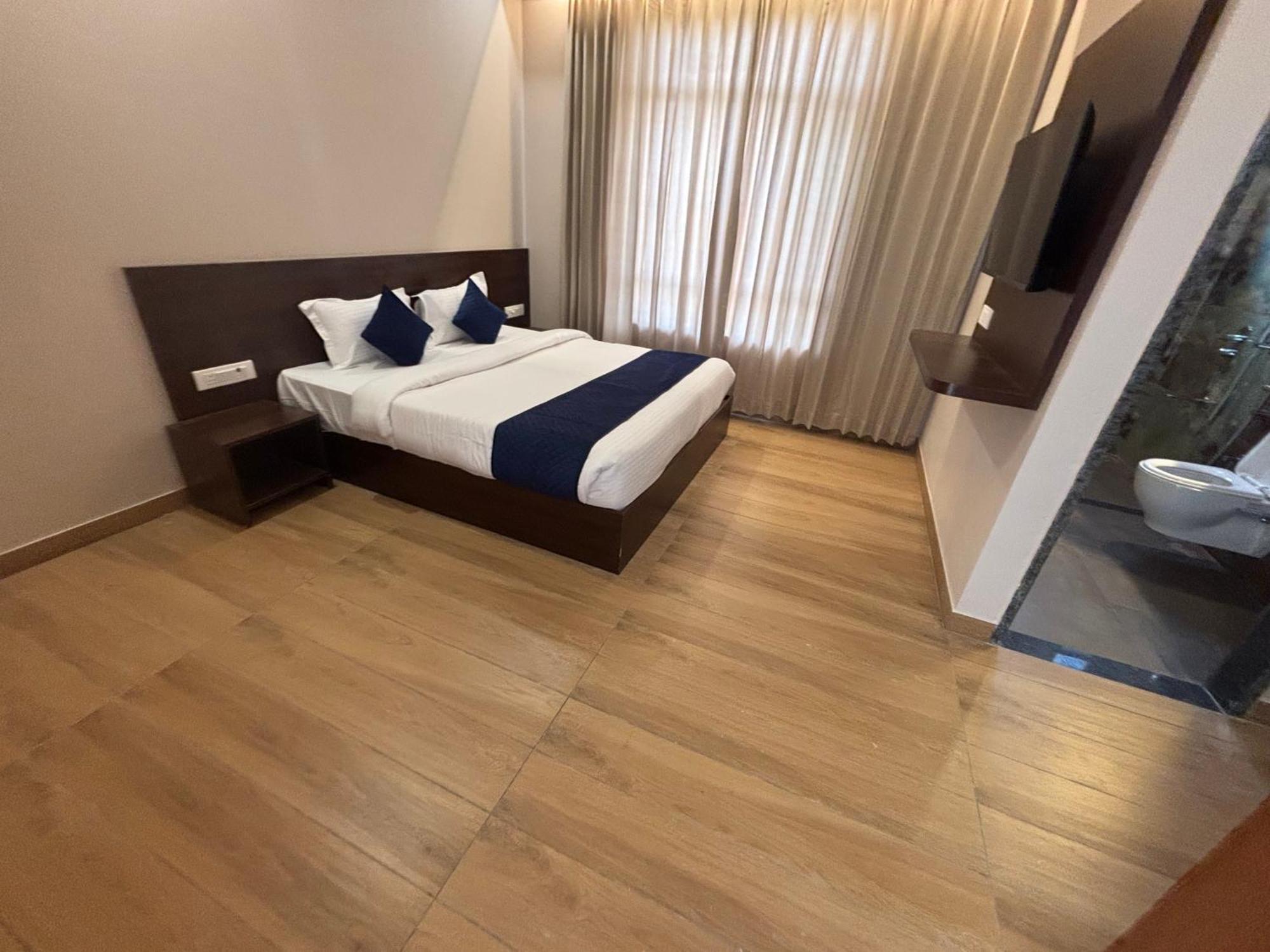 Hotel Sisodiya Palace Khātu 外观 照片