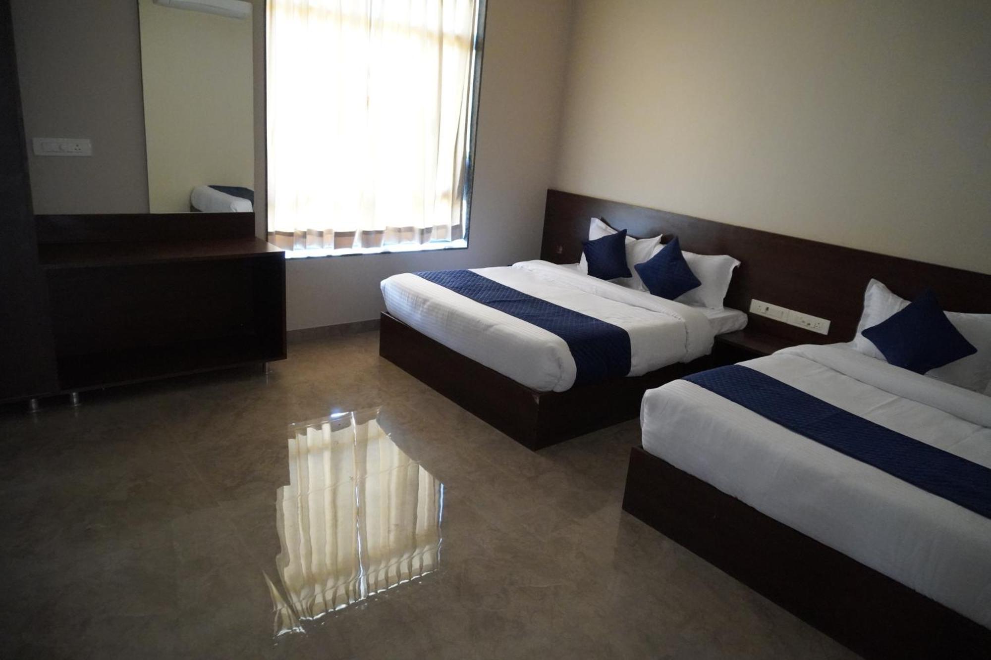 Hotel Sisodiya Palace Khātu 外观 照片