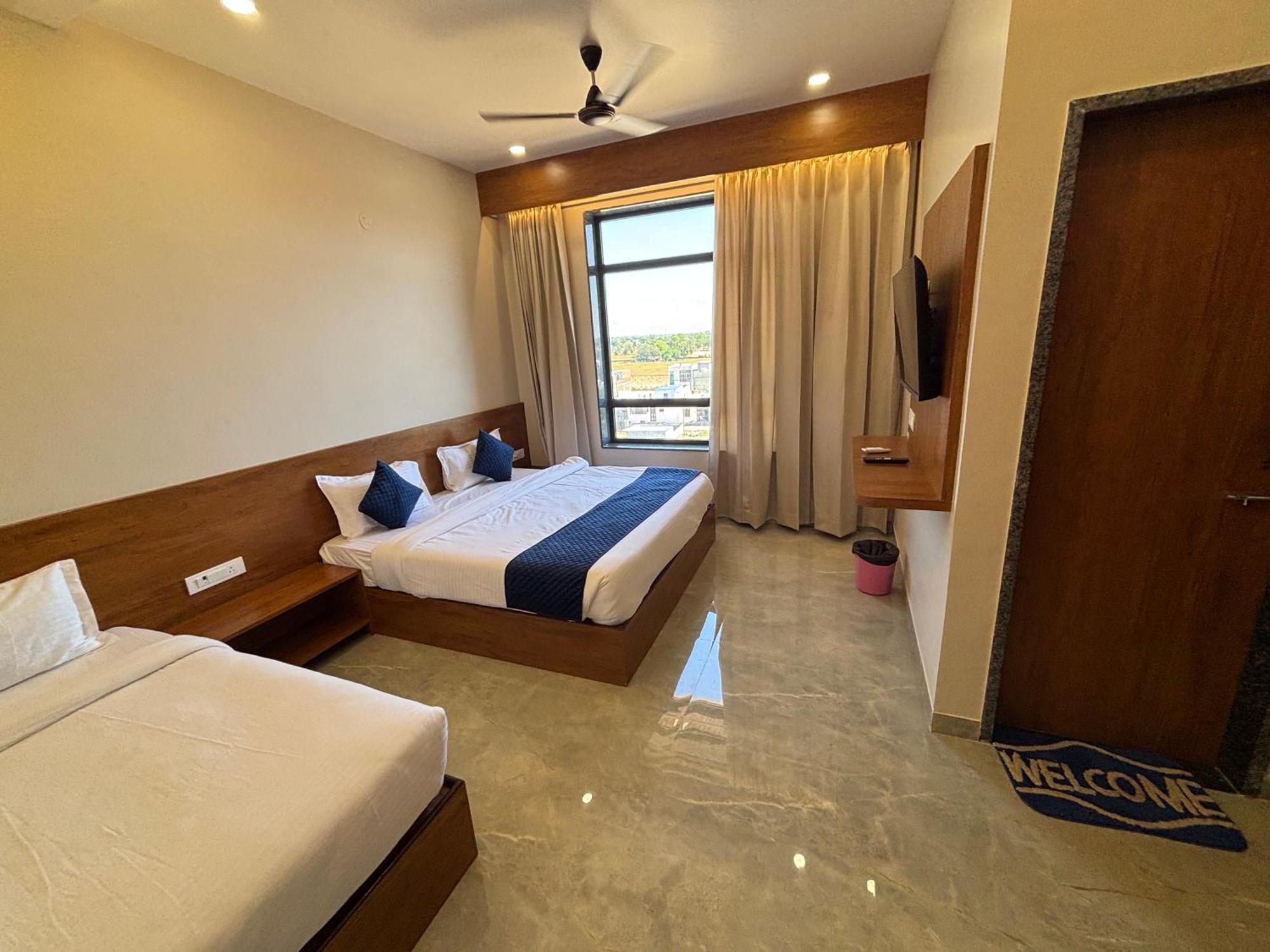 Hotel Sisodiya Palace Khātu 外观 照片
